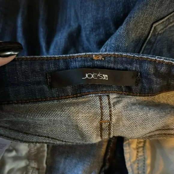 Joe’s Jeans Shorts - Picture 3 of 4